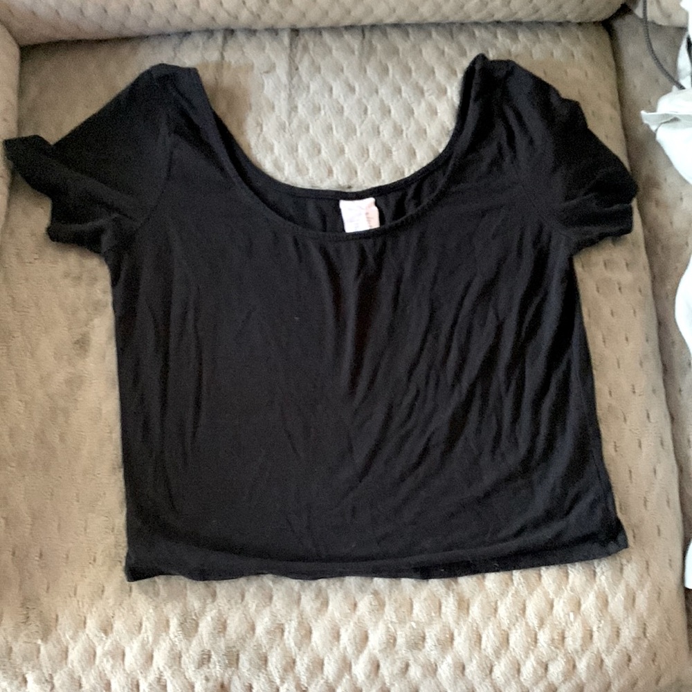 XL BLACK CROP TOP